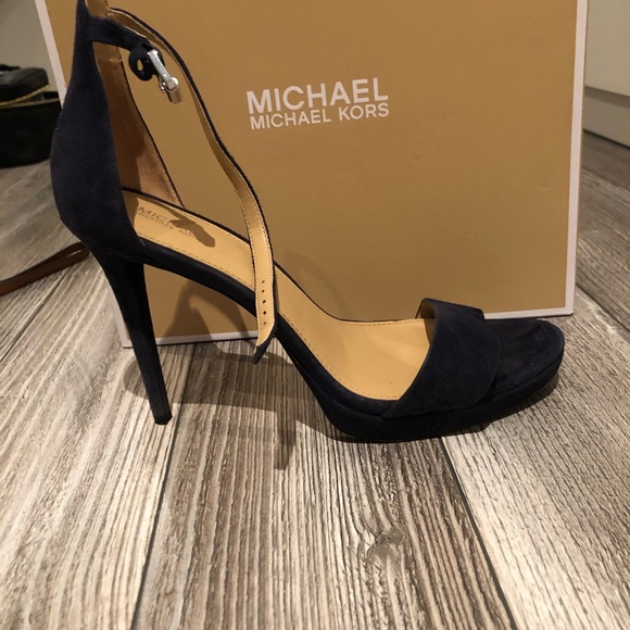 Michael Kors high heels - Picture 1 of 4
